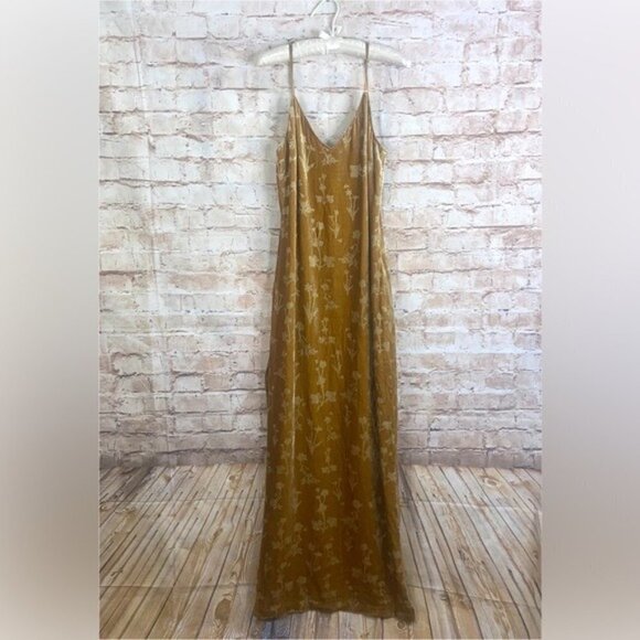 ELIZABETH & JAMES Valerie Floral Velour Maxi Dress in Brass Glitter Size 8 NWT - Picture 2 of 8